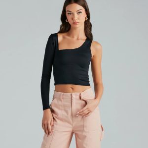 Trendy Staple Asymmetric Smooth Knit Top