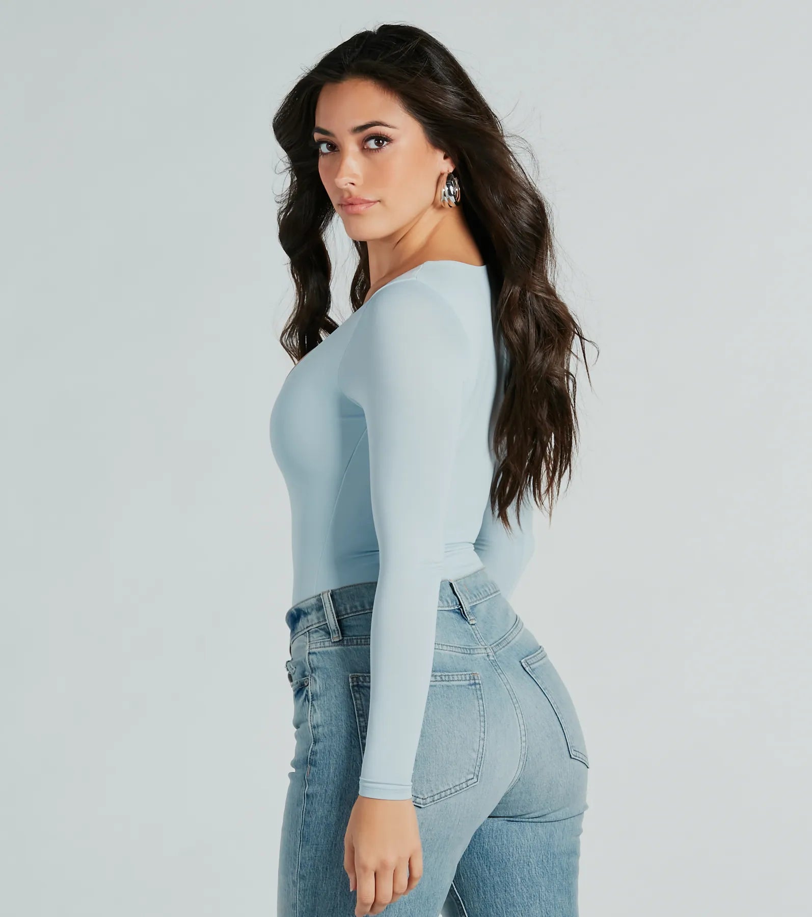 Smooth Silhouette V-Neck Long Sleeve Bodysuit - Image 2