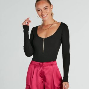 Chic Deets Zip-Front Long Sleeve Knit Bodysuit