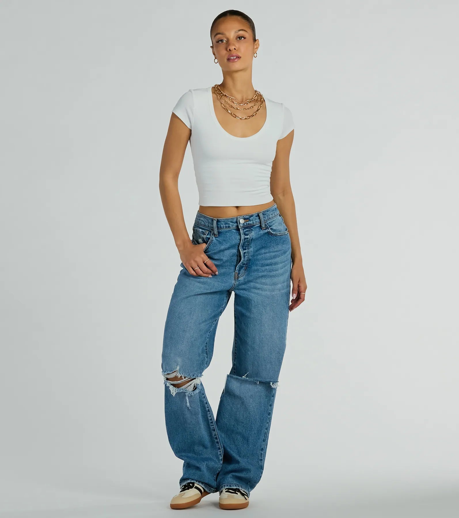 So Good Basic Scoop Neck Crop Tee - Image 3