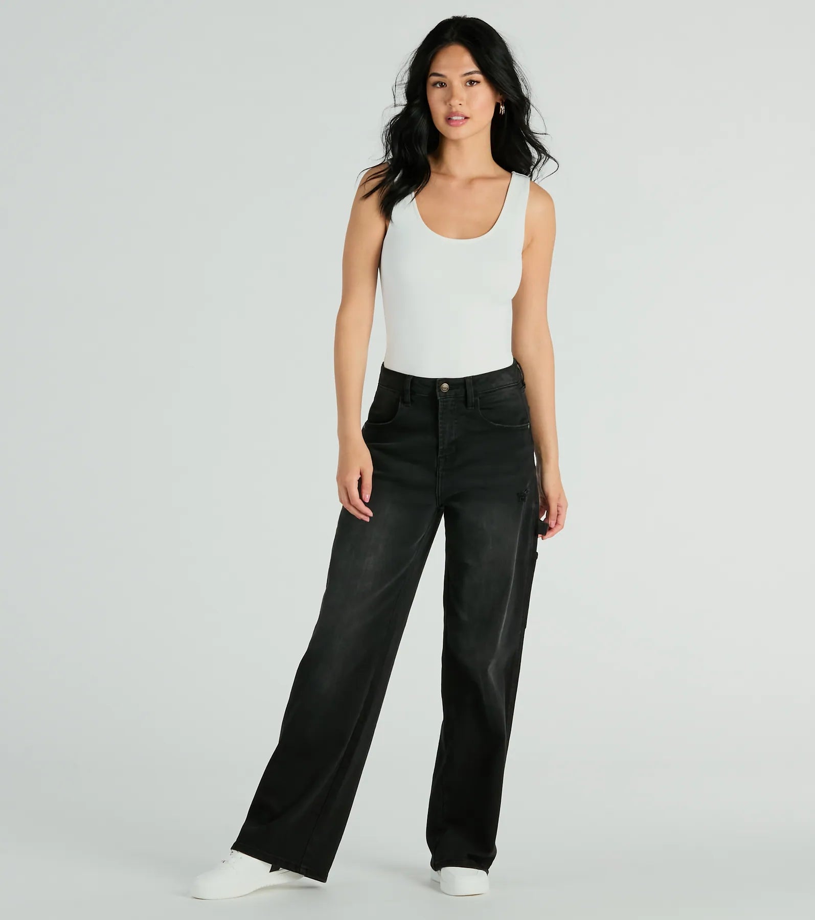 Smooth Silhouette Sleeveless Scoop Neck Bodysuit - Image 9
