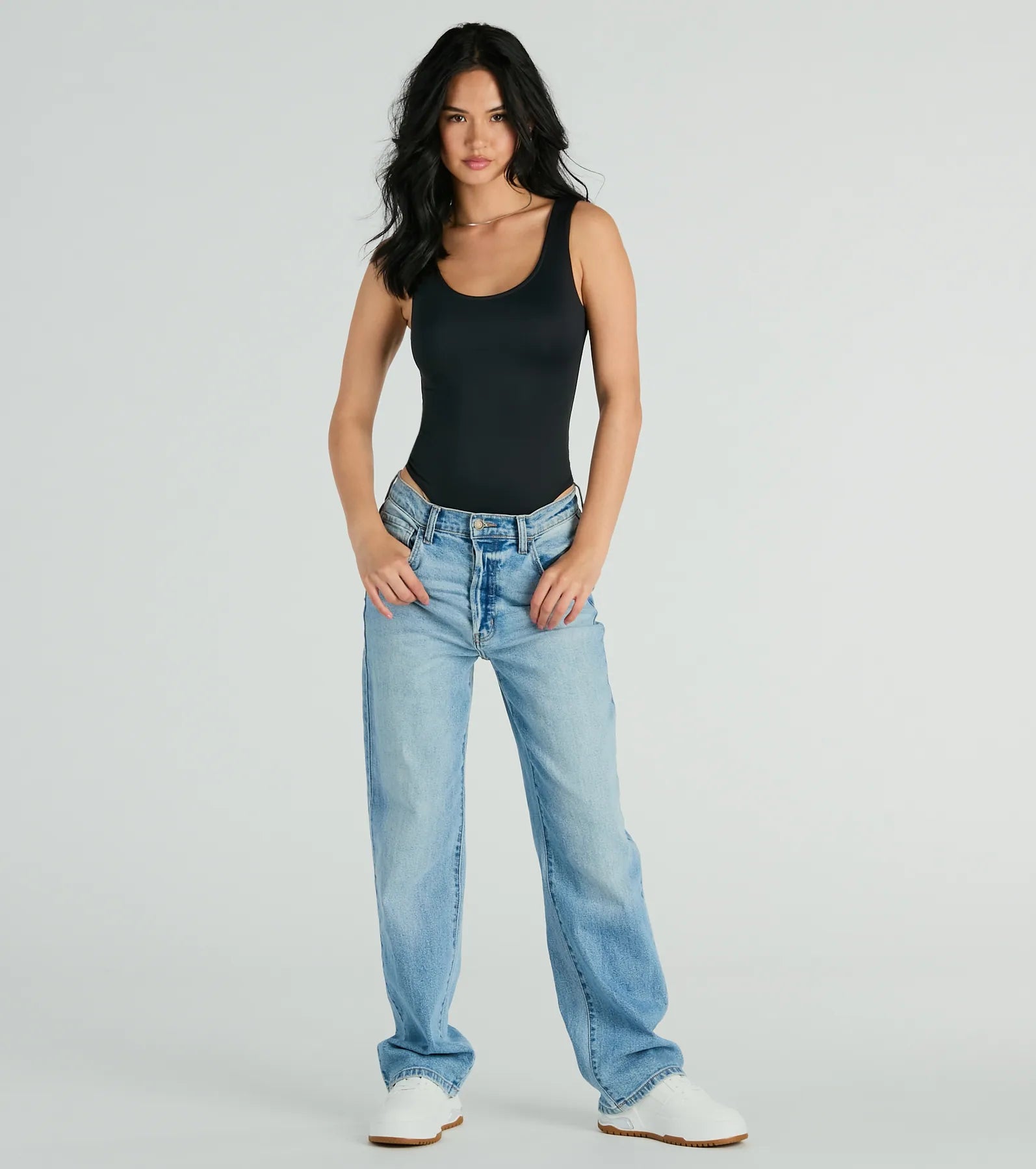 Smooth Silhouette Sleeveless Scoop Neck Bodysuit - Image 4