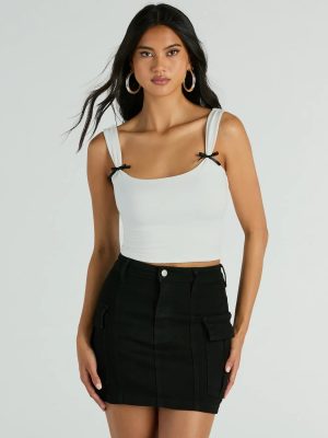 Adorable Icon Scoop Neck Bow Crop Top