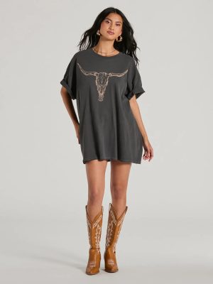 Giddy Up Cowgirl Longhorn Oversized Graphic Tee