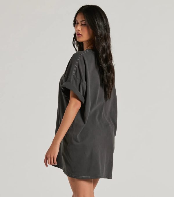Giddy Up Cowgirl Longhorn Oversized Graphic Tee - Image 2