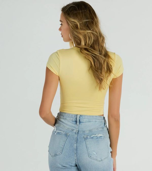 Casual Must-Have Crew Neck Crop Top - Image 15