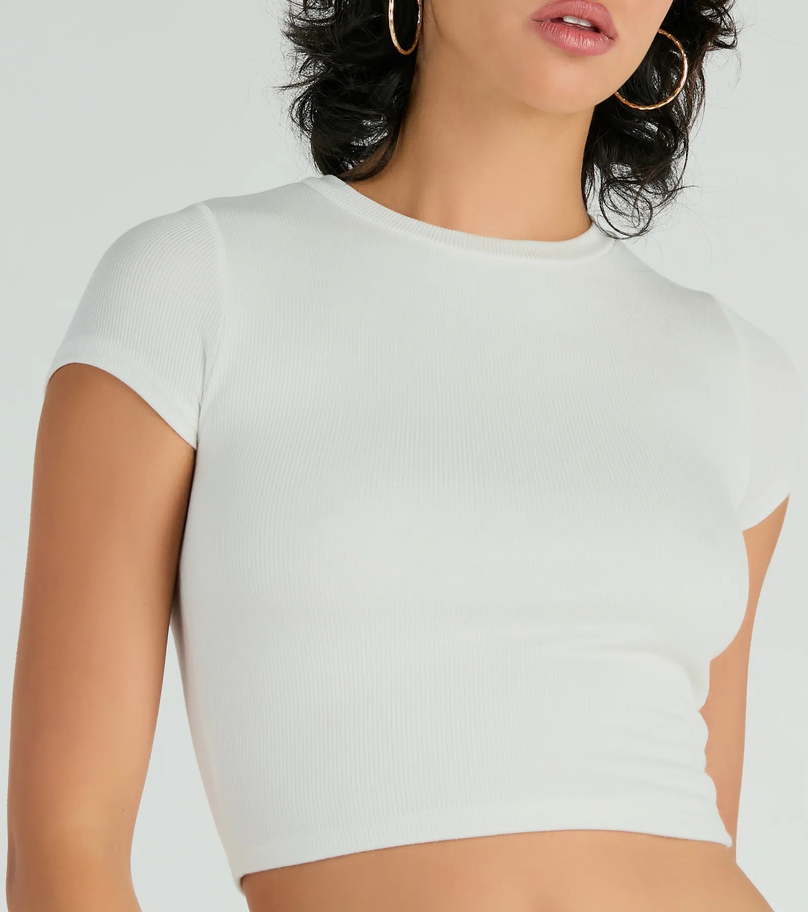 Effortless Style Short Sleeve Ribbed Knit Crop Top - Image 4