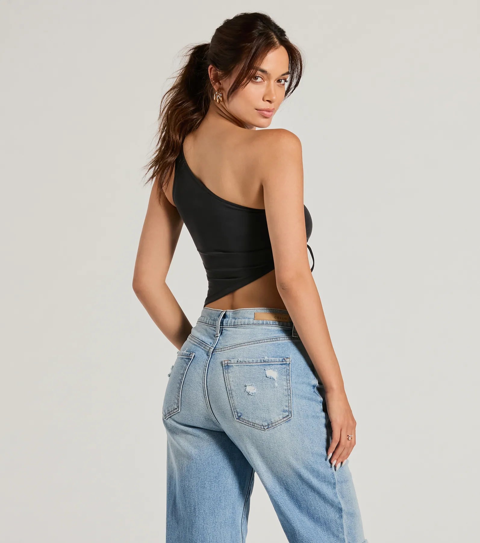 Mentionable Flirt One-Shoulder Asymmetrical Crop Top - Image 2