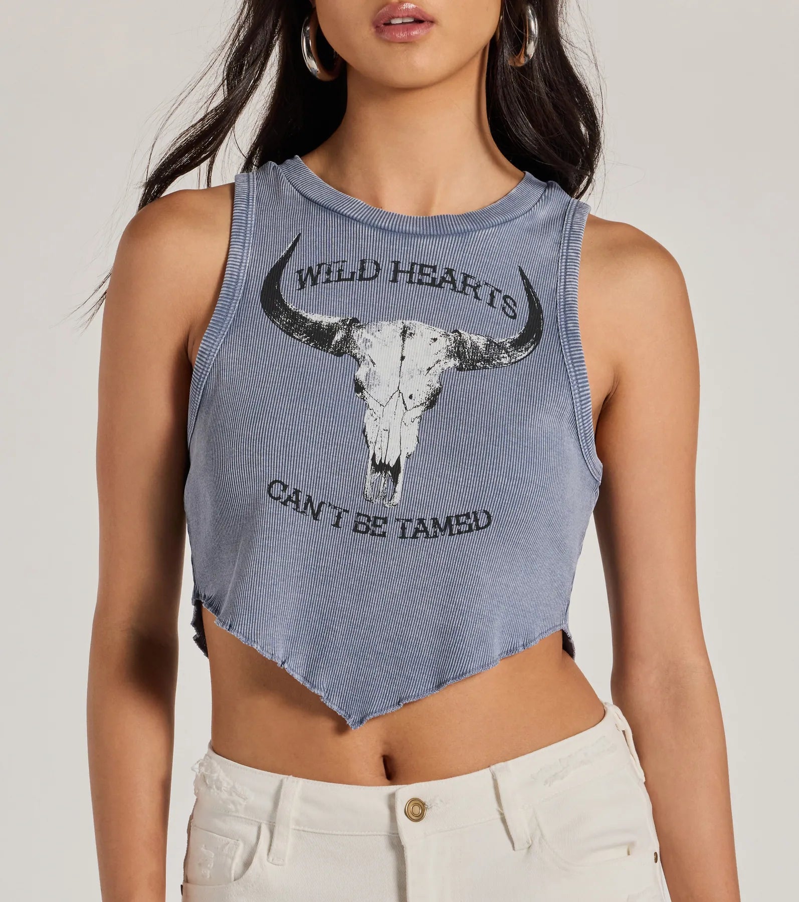 Wild Hearts Cropped Graphic Tank Top - Image 4