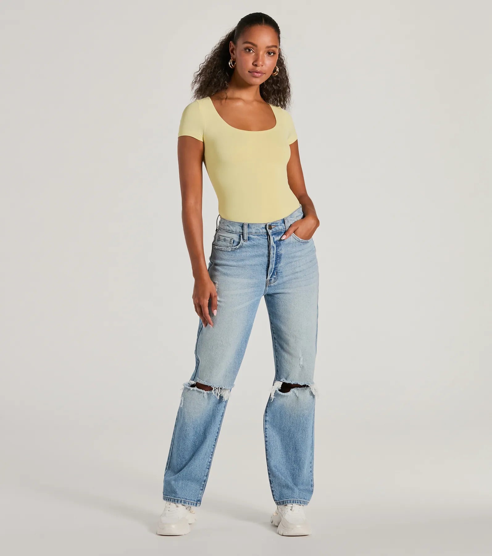 Smooth Silhouette Scoop Neck Short Sleeve Bodysuit - Image 23