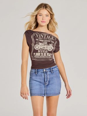 Born To Be Wild Off-Shoulder Graphic Crop Top