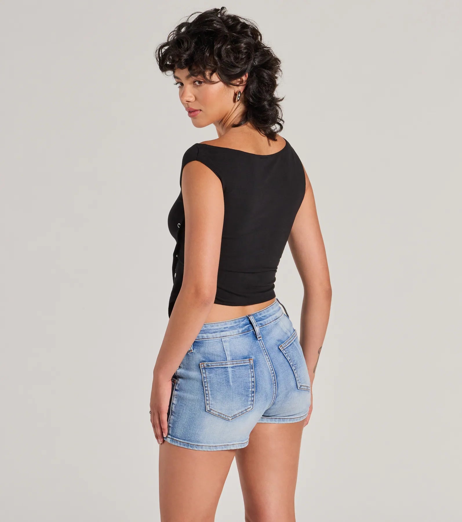 Minimal Aesthetic Off-Shoulder Button Crop Top - Image 3