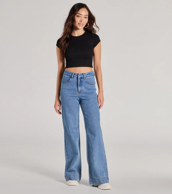 Cute Twist Strappy Back Crop Top - Image 7