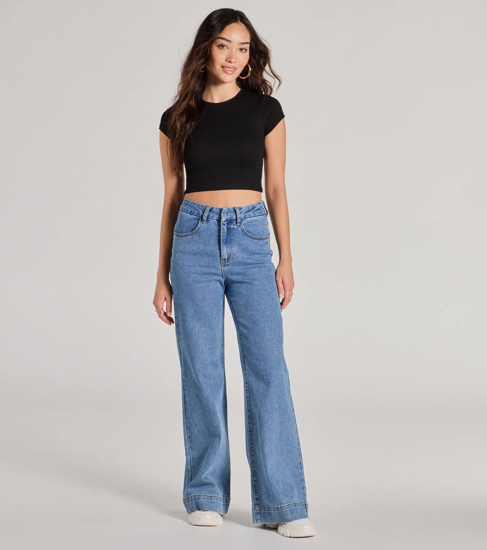 Cute Twist Strappy Back Crop Top - Image 7