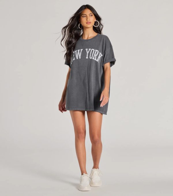 New York Oversized Graphic Tee - Image 3