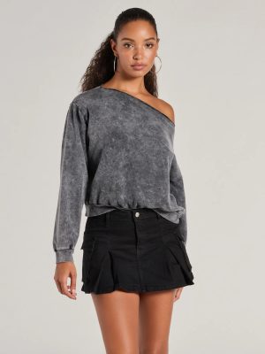 Comfy Vibes Only Washed Knit Pullover Top