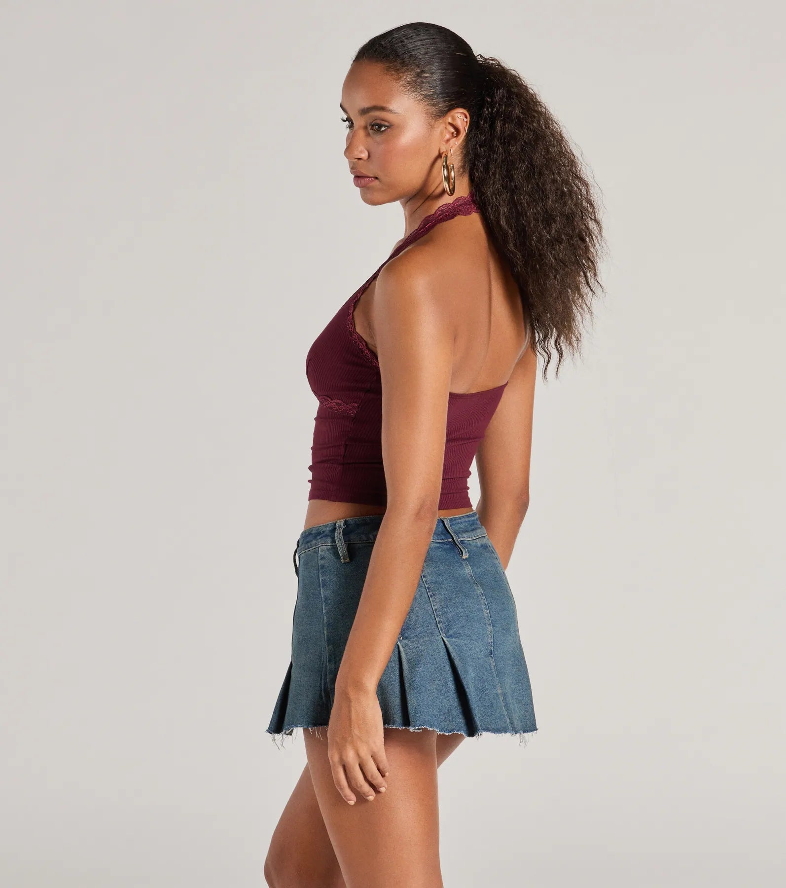Adorably Trendy Lace Trim Knit Halter Top - Image 6