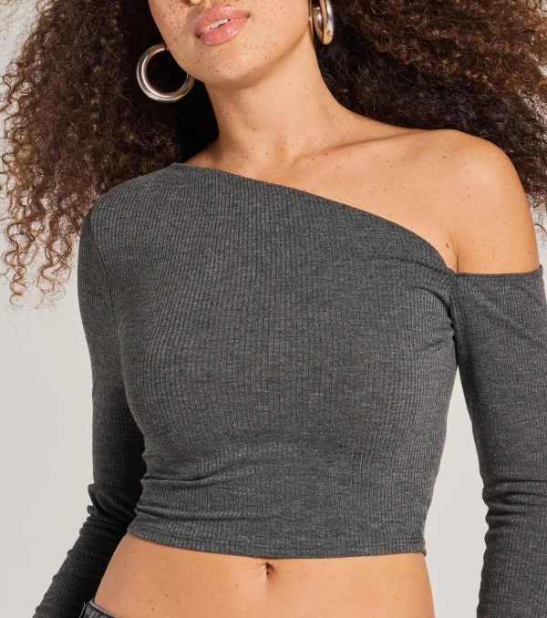 Effortlessly Chic One-Shoulder Ribbed Crop Top - Image 8