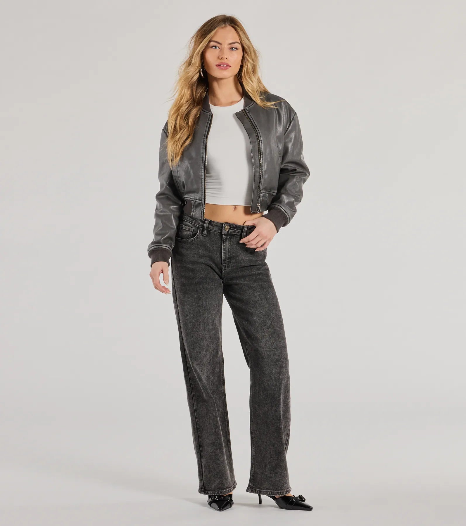 Essential Long Sleeve Crew Top - Image 31