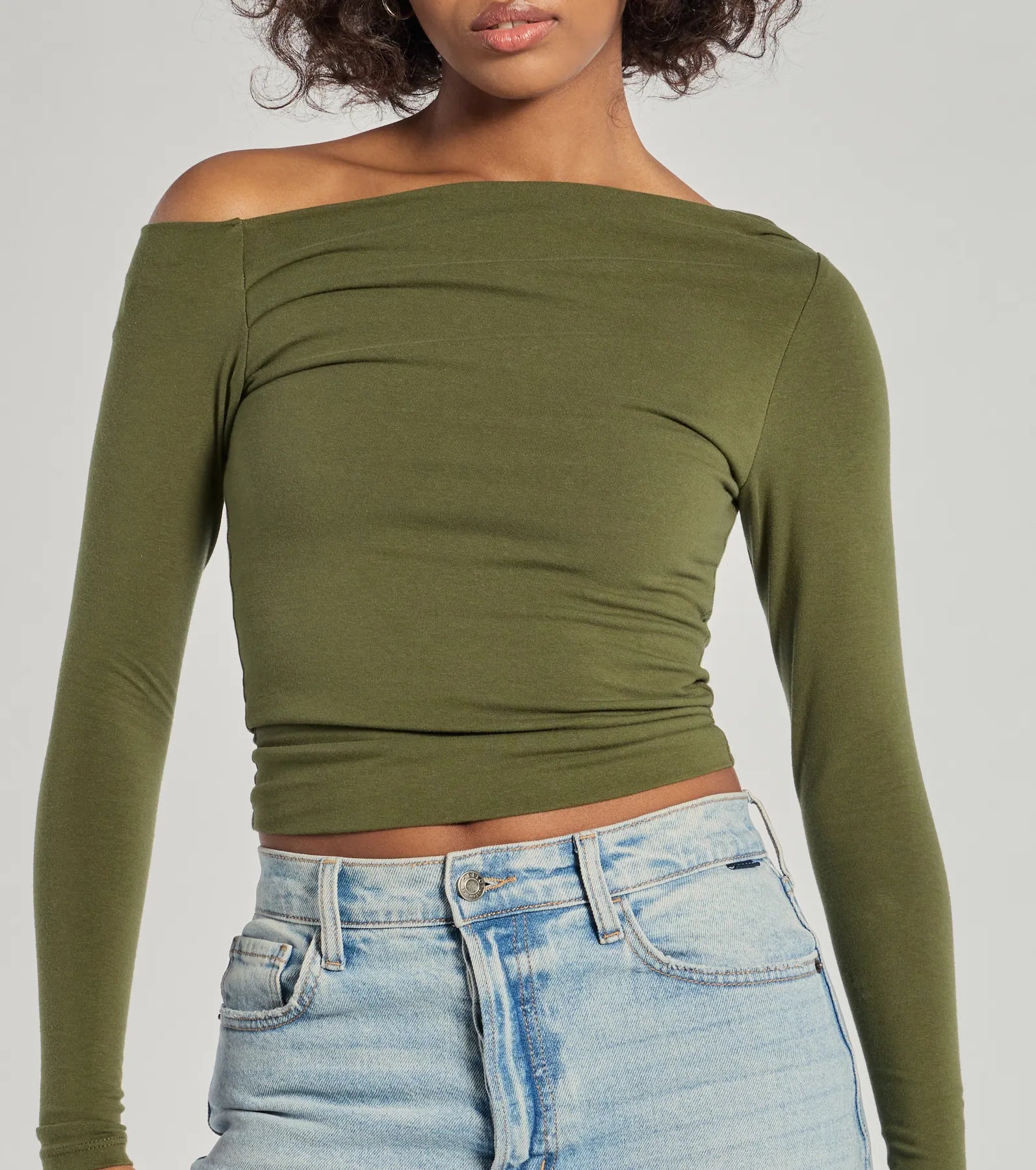 Chic Detail Off-Shoulder Long Sleeve Top - Image 8