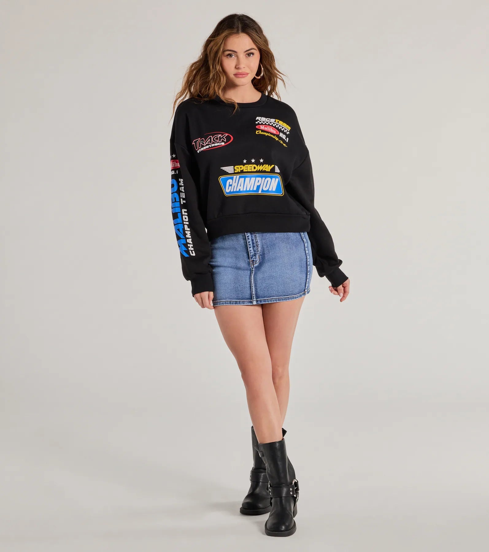 Trendy Moto Graphic Fleece Pullover Sweatshirt - Image 3