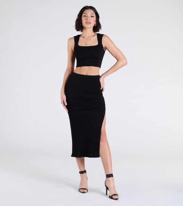 Elevated Era Ribbed Knit Cropped Tank Top - Image 3