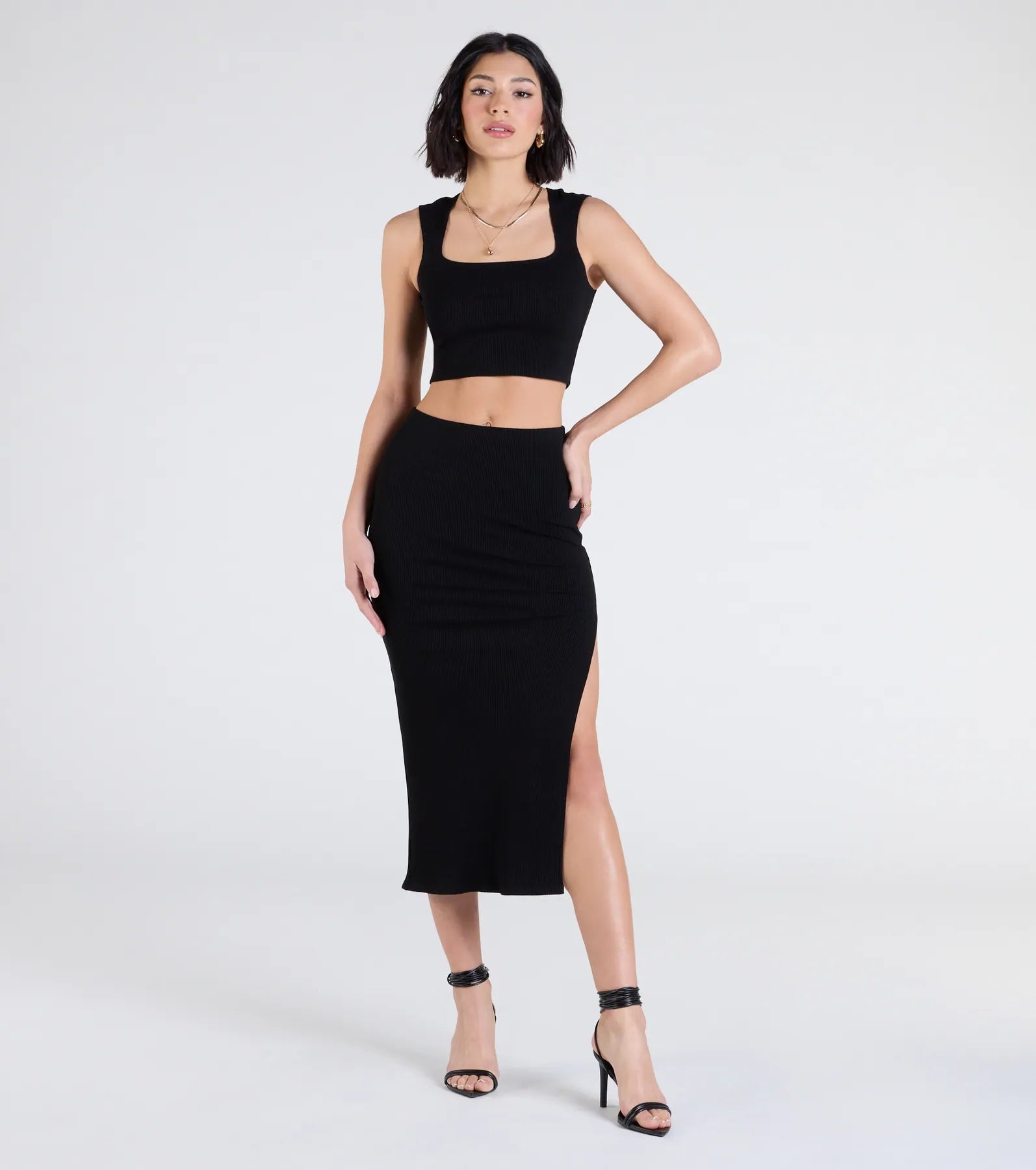 Elevated Era Ribbed Knit Cropped Tank Top - Image 3