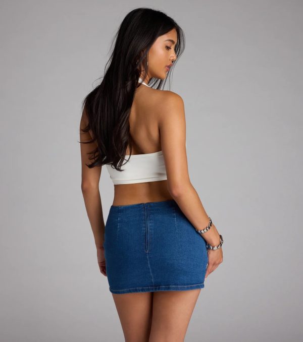 She's The Moment Tie-Front Halter Top - Image 3