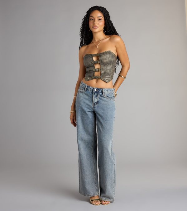 Boldy Untamed Buckle Crop Top - Image 4
