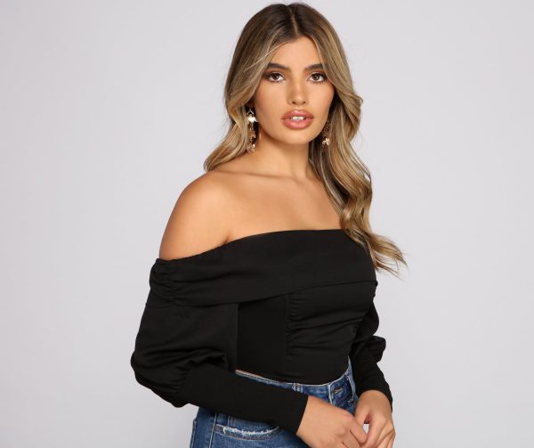 Chic Beauty Off-The-Shoulder Corset Top - Image 3