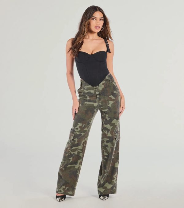 Stylish Era Buckle Strap Corset Top - Image 3