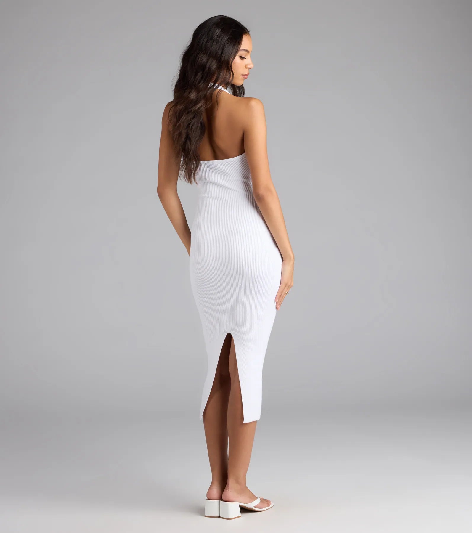 Curve Avenue Halter V-Neck Bodycon Midi Dress - Image 10