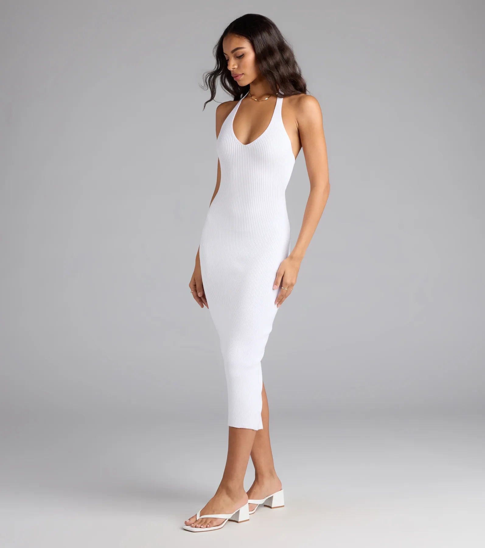 Curve Avenue Halter V-Neck Bodycon Midi Dress - Image 12