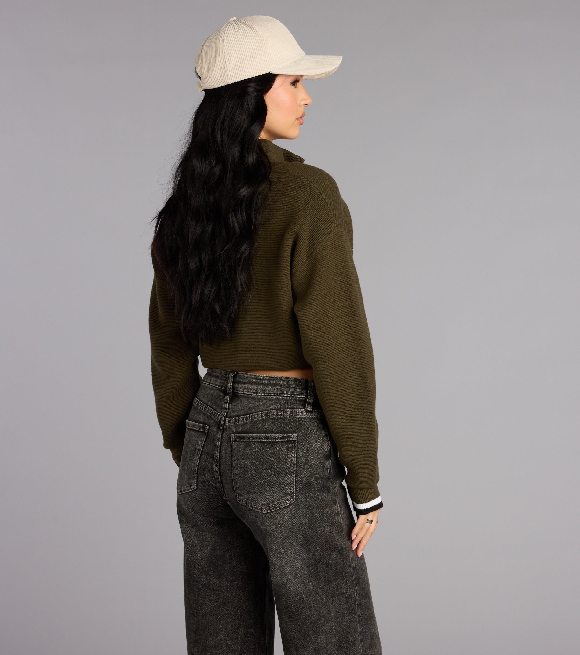 Season Shift Mock Neck Crop Sweater - Image 2
