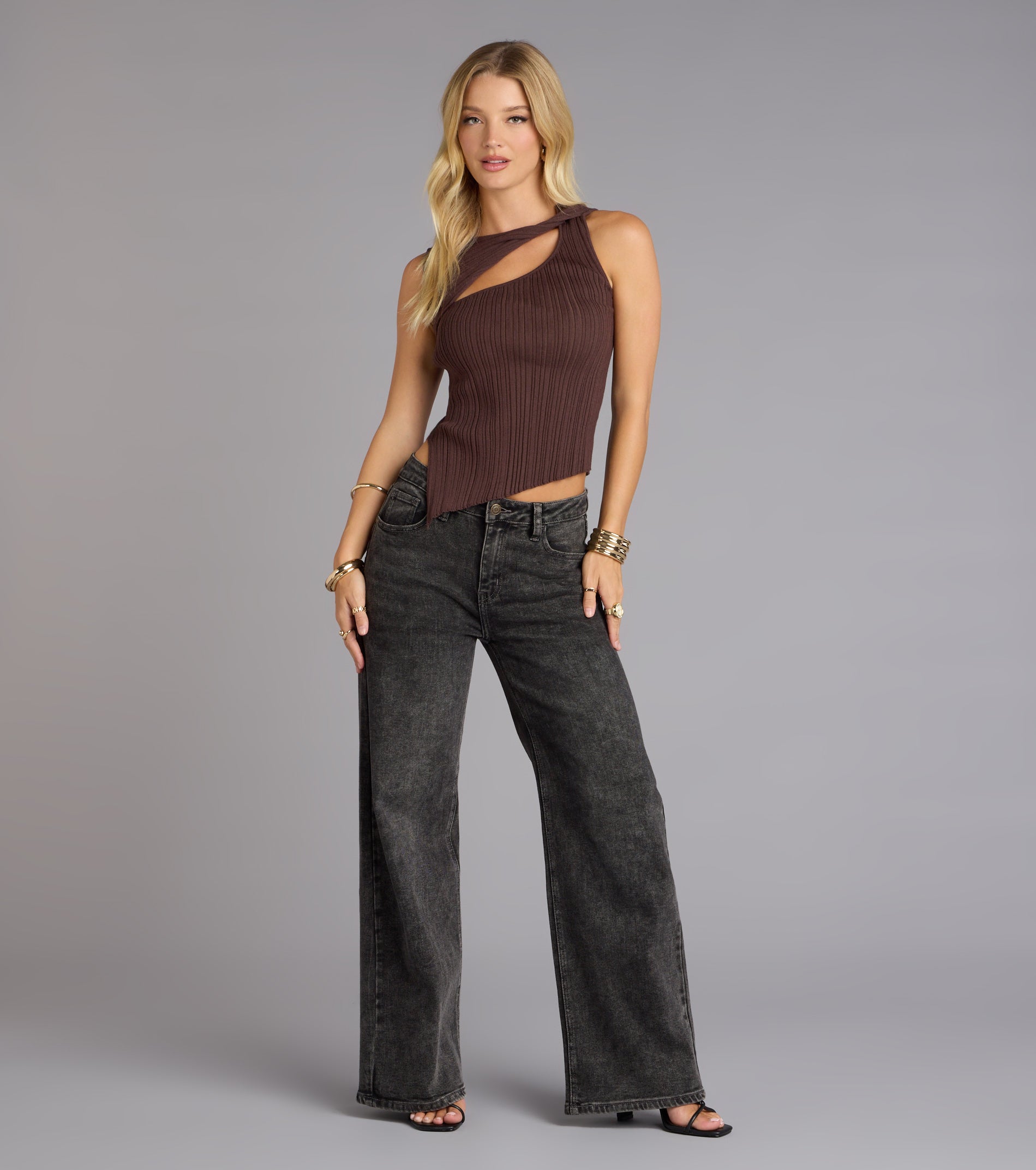 Curve Line Sleeveless Rib Knit Top - Image 4