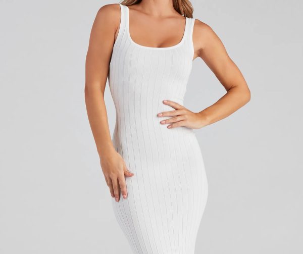 Taking the Plunge Scoop Neck Midi Dress - Image 4