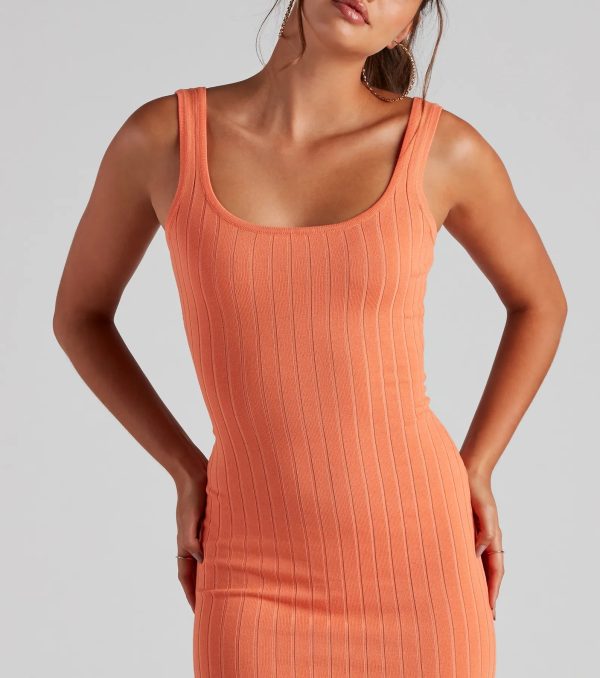 Taking the Plunge Scoop Neck Midi Dress - Image 15