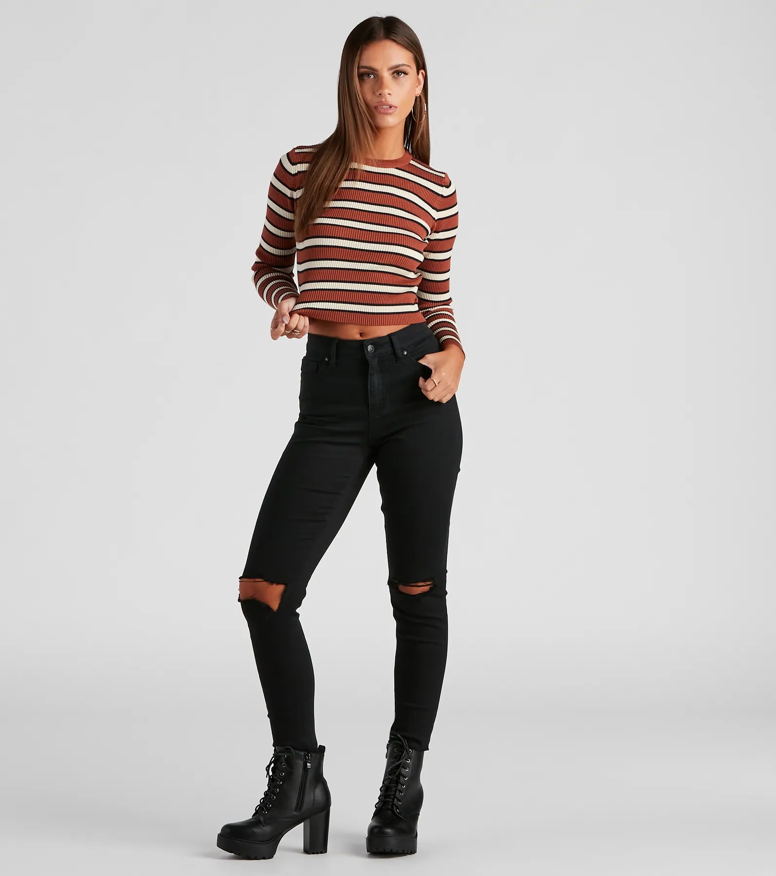 Trendsetting Babe Cropped Sweater - Image 11