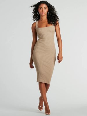 Fabulous Icon Sleeveless Ribbed Knit Midi Dress