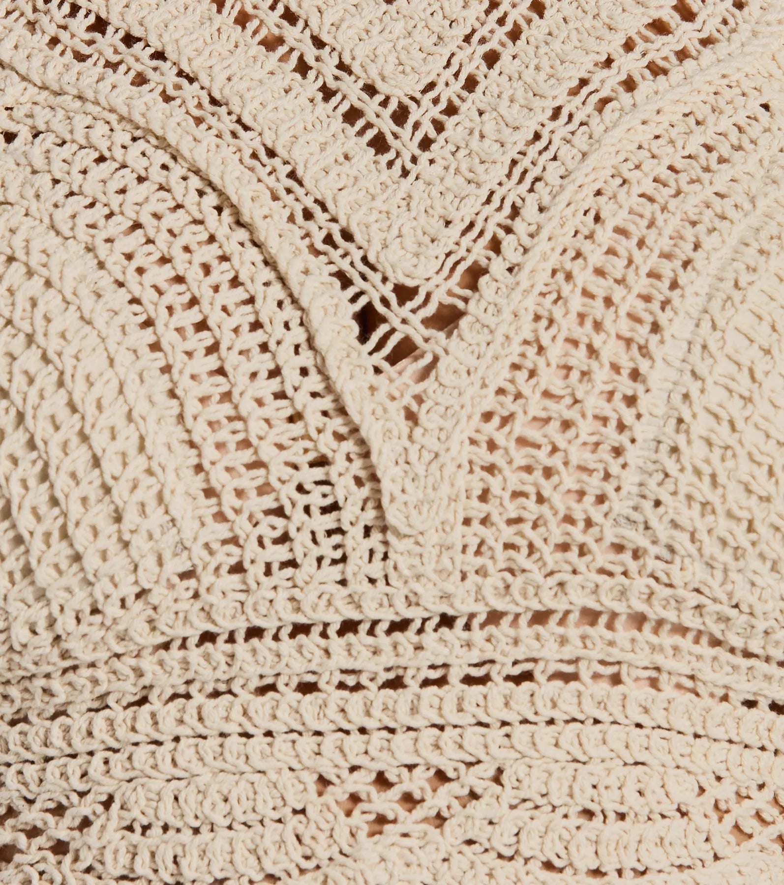 Trendy Oasis Halter Crochet Crop Top - Image 4