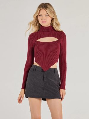 Chic Muse Ribbed Knit Cutout Crop Top