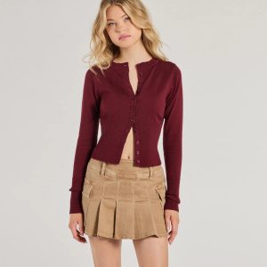 Chic Staple Crew Neck Cropped Knit Cardigan