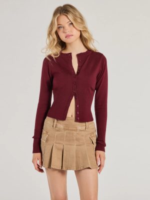 Chic Staple Crew Neck Cropped Knit Cardigan