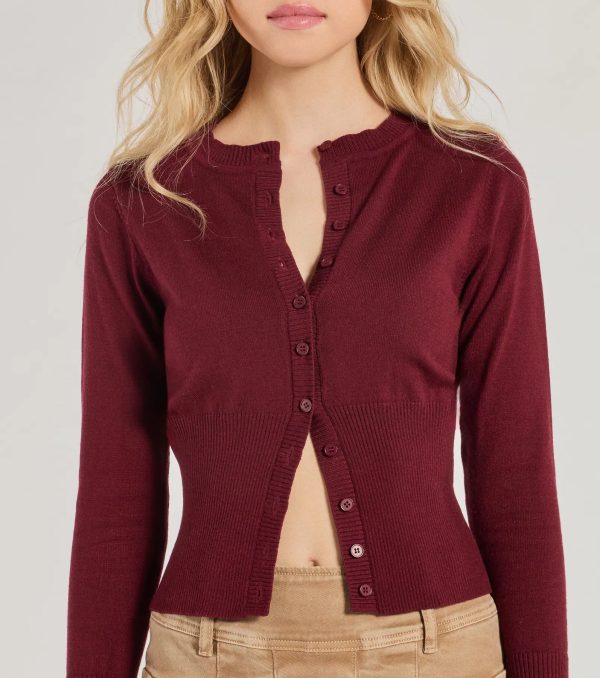Chic Staple Crew Neck Cropped Knit Cardigan - Image 4