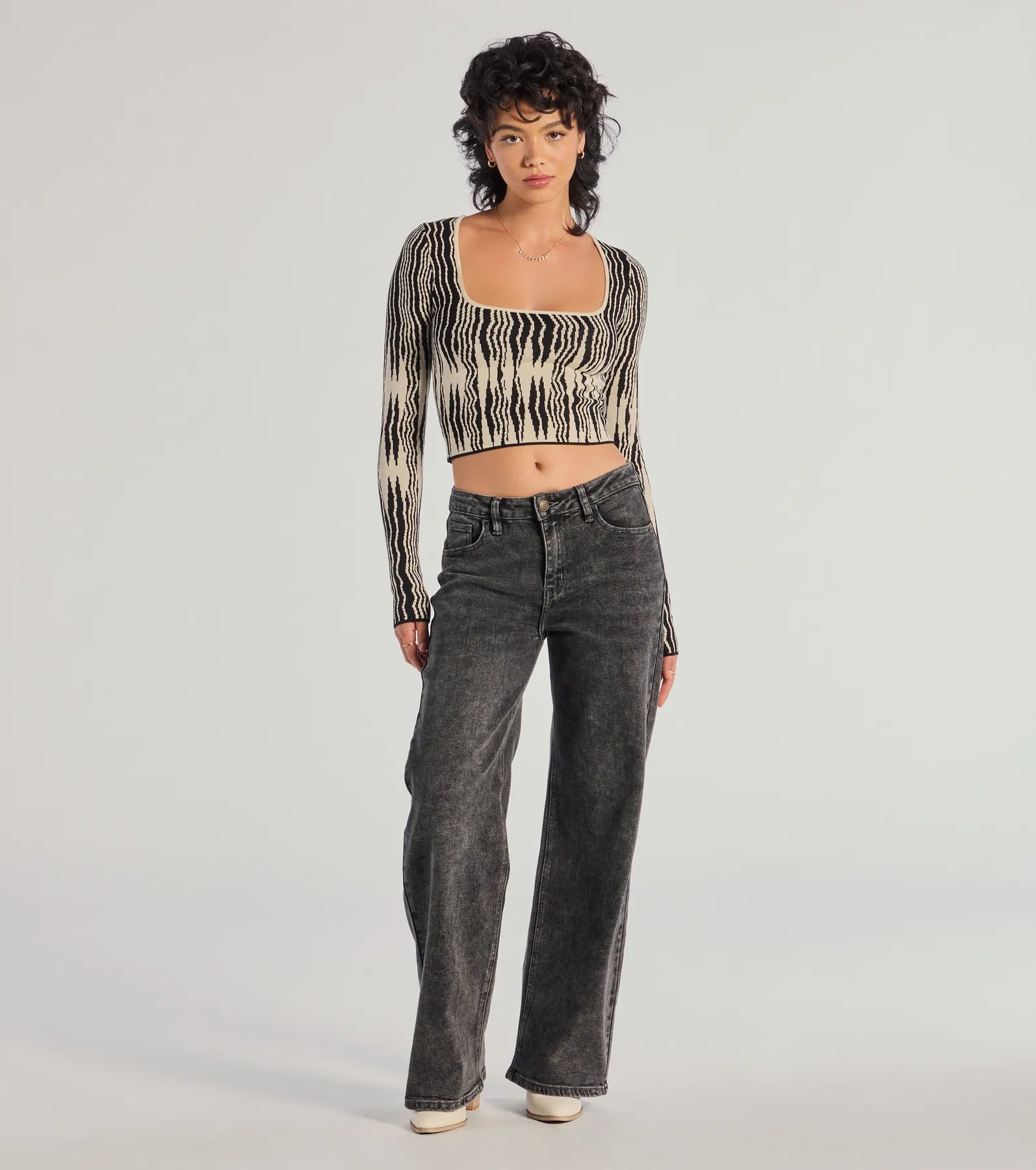 Bold Chic Abstract Striped Knit Long Sleeve Top - Image 3