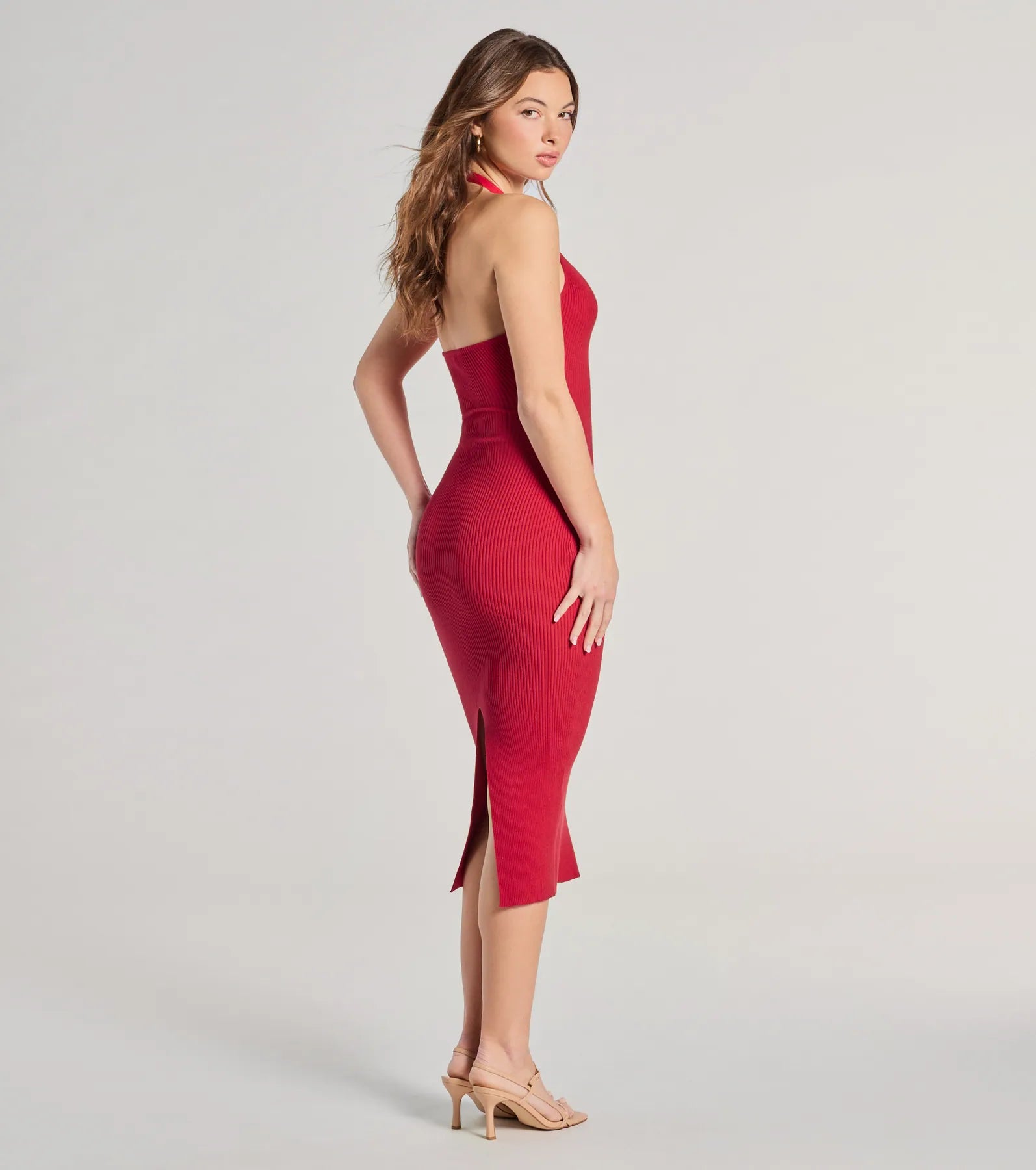 Curve Avenue Halter V-Neck Bodycon Midi Dress - Image 2
