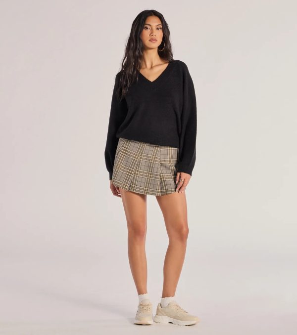 Comfy Chic Knit V-neck Pullover Sweater - Image 3