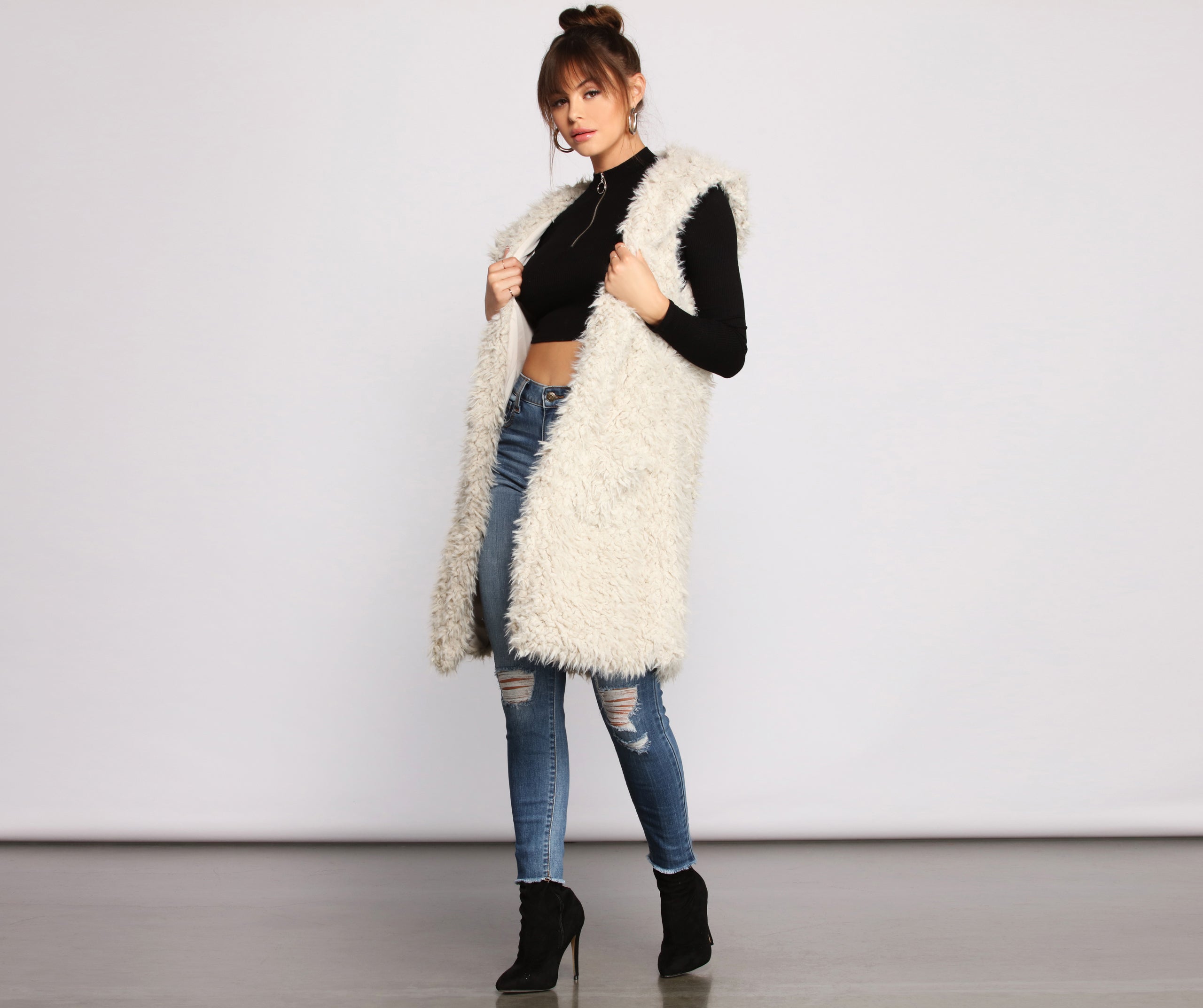 Major Diva Faux Fur Long-Line Hooded Vest - Image 11