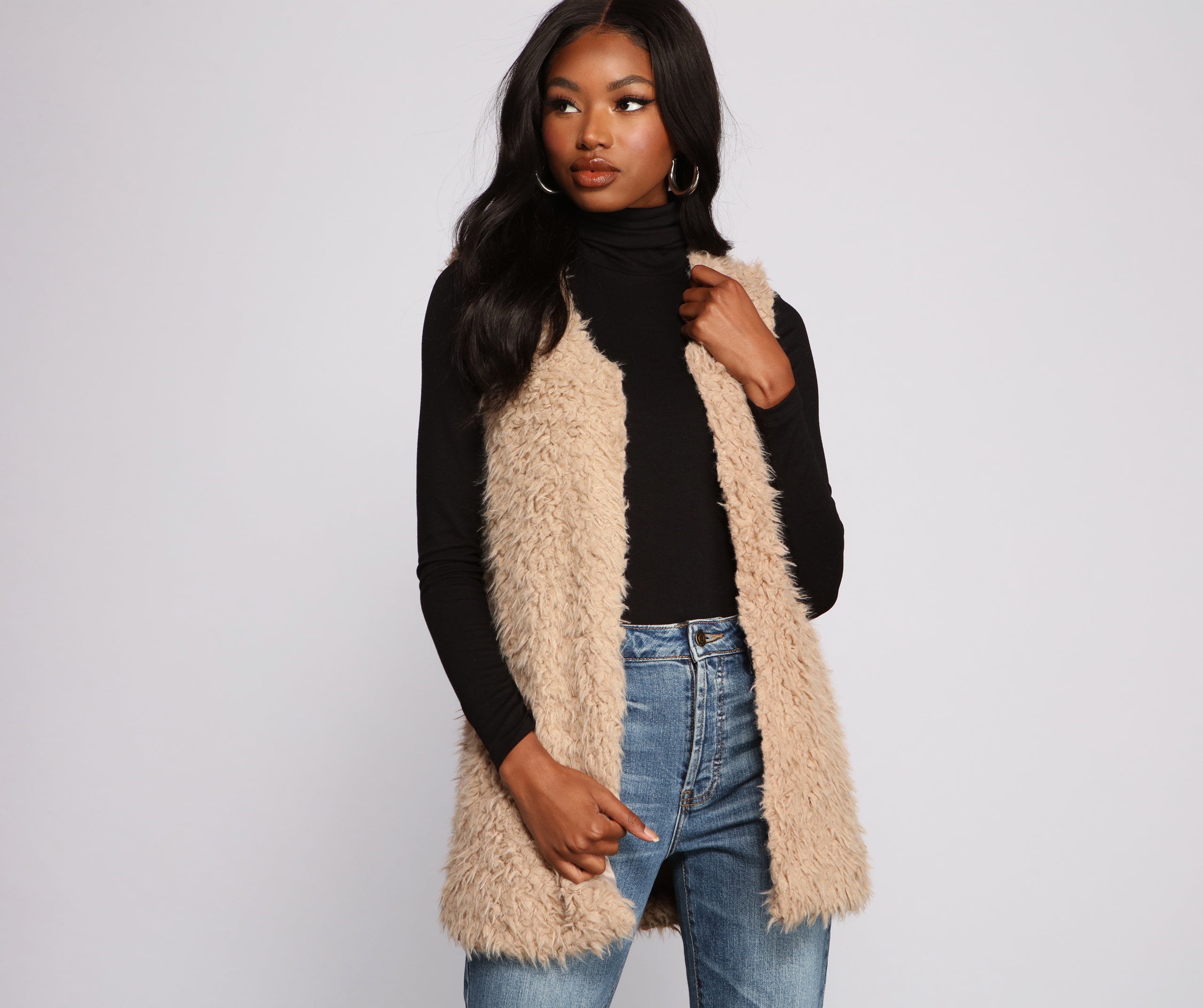 On Trend Faux Fur Vest - Image 5