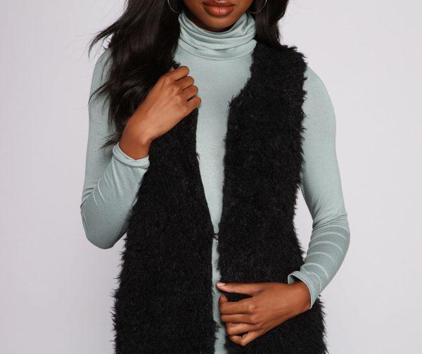 On Trend Faux Fur Vest - Image 4